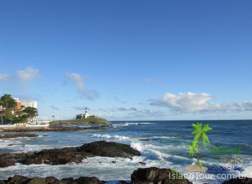 Praia da Barra - Salvador - Bahia - Vista do Forte de Santa Maria, com Farol da Barra ao fundo